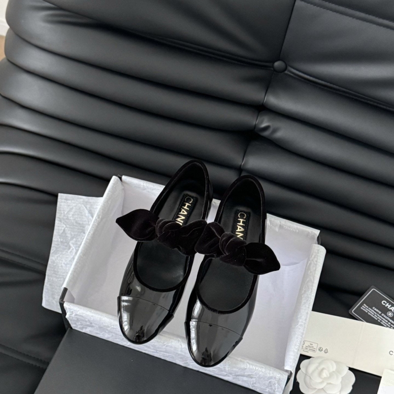 Ch*el flat shoes